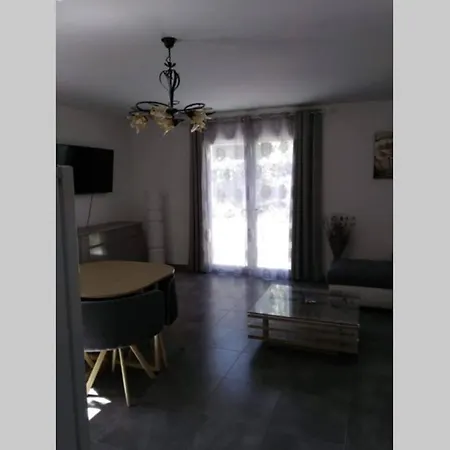 Appartement Adagio à Solliès-Pont Extérieur photo